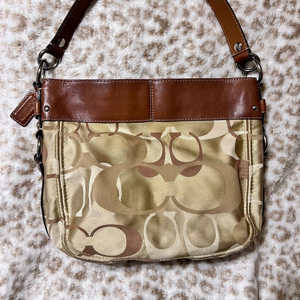 Coach Shoulder Bag - Picture 2 of 10